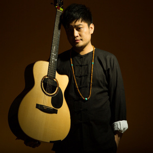 美女脱👙露出🐻
