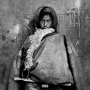 美女脱👙露出🐻
