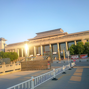 美女脱👙露出🐻
